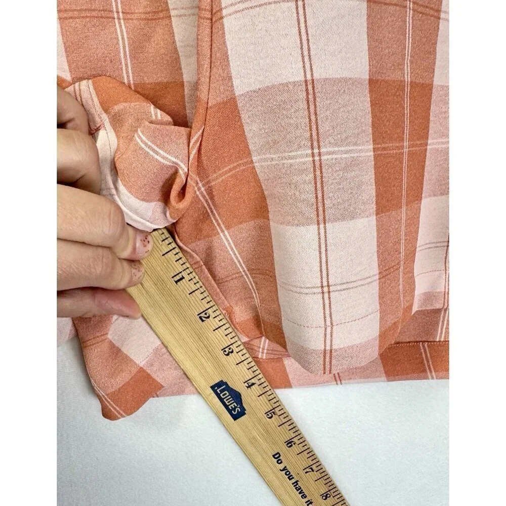 Torrid 5 Inch Seersucker Shorts Size 4 4x/26 Orange Plaid Pull On High Rise NEW - Picture 7 of 8